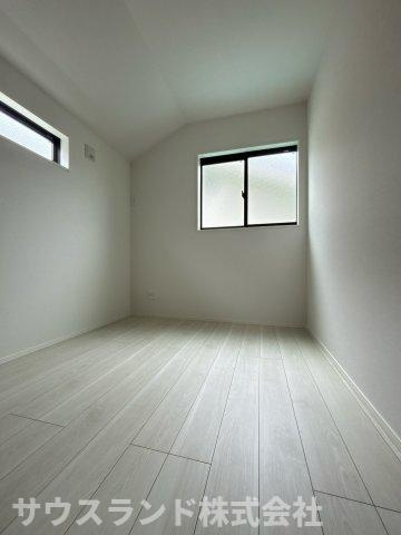 八王子市北野町6期　5号棟の洋室|広々とした洋室です