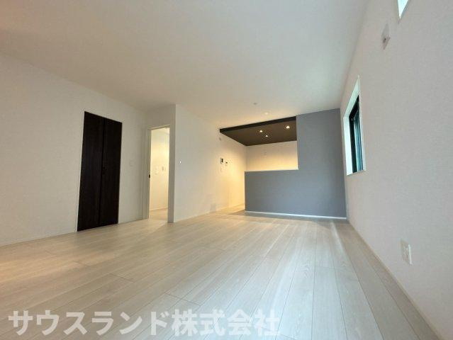 八王子市北野町6期　5号棟の居間・リビング|使いやすい居間です