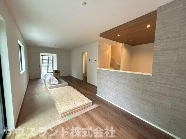 八王子市北野町6期　4号棟の居間・リビング|ゆったり過ごせる居間です