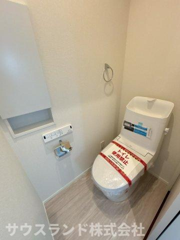 八王子市北野町6期　4号棟のトイレ|ゆったりとした空間のトイレです