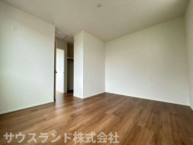 八王子市北野町6期　4号棟の洋室|広々とした洋室です