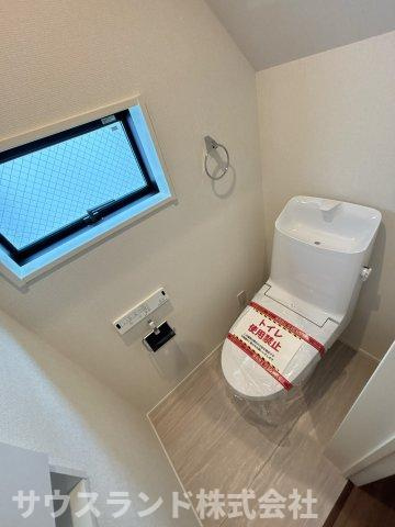 八王子市北野町6期　4号棟のトイレ|ゆったりとした空間のトイレです