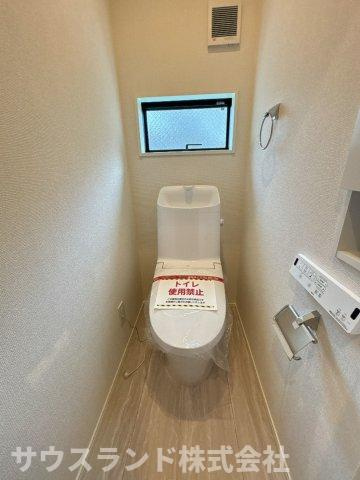 八王子市北野町6期　2号棟のトイレ|ゆったりとした空間のトイレです