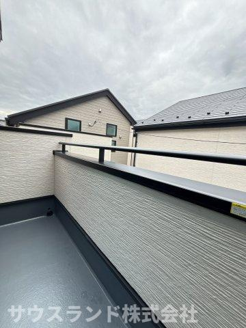 八王子市北野町6期　2号棟のバルコニー|バルコニーからの眺めを楽しみながら食事をしませんか