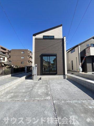 八王子市北野町6期　2号棟の駐車場|カースペース2台駐車可能！（車種によります）ご夫婦でそれぞれのお車を停められます。