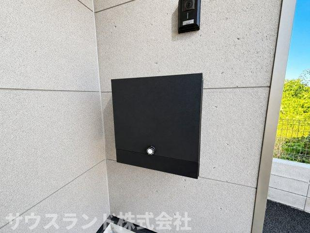 八王子市泉町　4号棟のその他|郵便受けはダイヤルロック付なので、他人に中を見られる事が無く安心です。