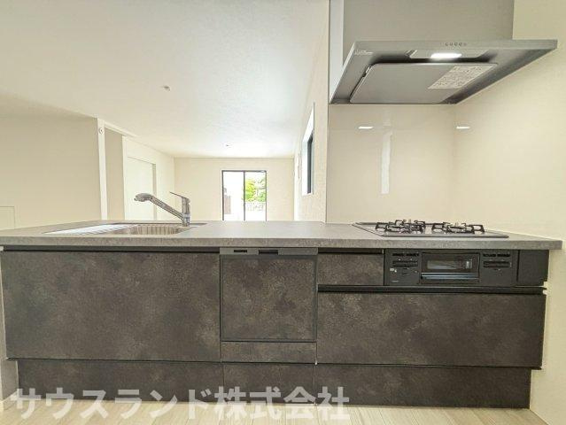 八王子市本町４期のキッチン|料理がさらに美味しくなる、機能性とデザイン性が融合したキッチン。