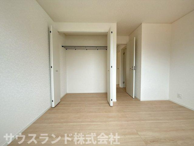 八王子市泉町　15号棟の洋室