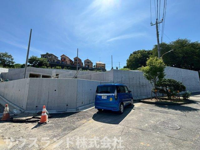 八王子市山田町の外観|建築条件はございませんので、お好きなハウスメーカーで、ライフスタイルに合ったお住まいを建てられます。