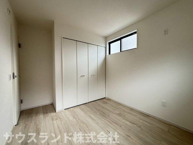 八王子市本町４期の洋室|自分らしいスタイルを楽しむ、洗練された洋室。