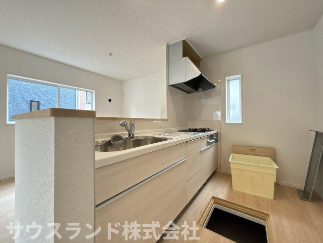 八王子市泉町　19号棟のキッチン