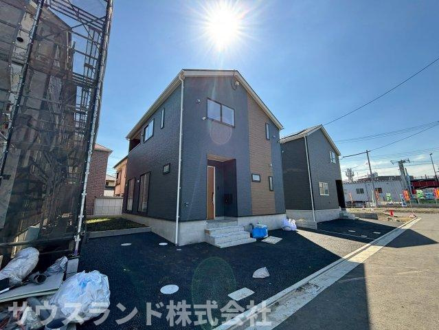 八王子市泉町　18号棟の前面道路含む現地写真|良好な住環境を守る、第一種低層住居専用地域に立地。自然と優れた都市機能を享受する魅力あふれる住環境です。