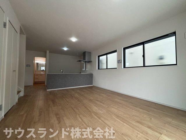 東浅川町8期　2号棟の居間・リビング