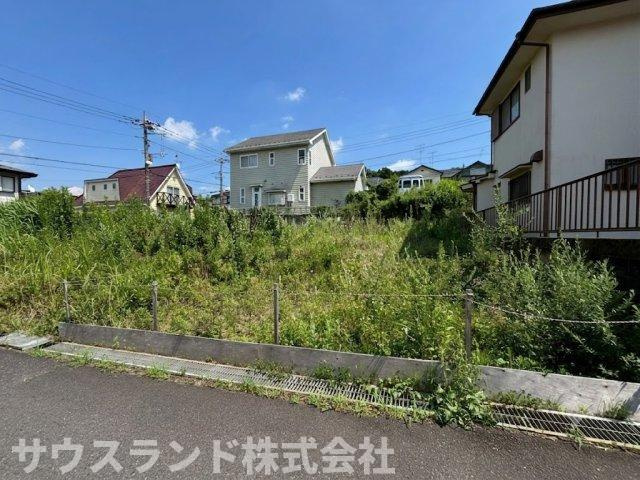 八王子市絹ケ丘6期の外観|太陽の光がたっぷりと降り注ぐ、明るく開放的な立地です！周辺に高い建物がないため、どのお部屋にも自然光が届く温かいお家が建てられます。広々としたお庭を作って、お子様とキャッチボールも楽しめます♪