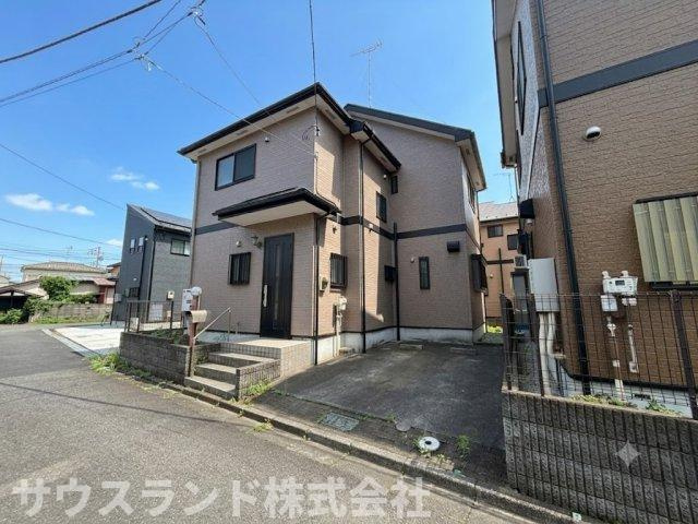 八王子市中野上町３丁目の駐車場|敷地内に駐車スペース1台分を確保！買い物帰りの荷物運びや雨の日のお出かけもスムーズです。休日のドライブやご家族の送迎にも便利な住まいです。