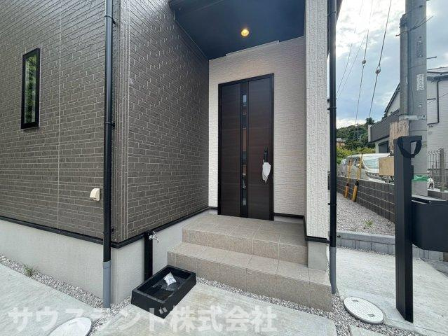 八王子市弐分方町5期の玄関