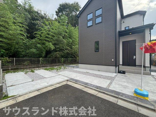 八王子市弐分方町5期の駐車場