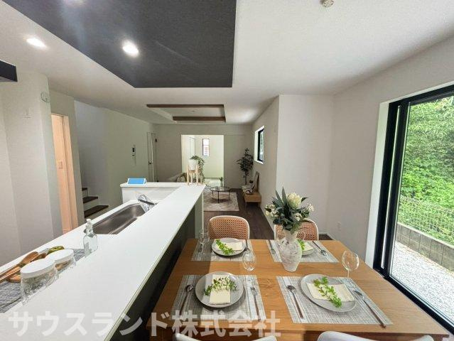 八王子市弐分方町5期の居間・リビング