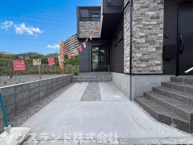 八王子市子安町2期の駐車場|敷地内に駐車スペース1台分を確保！買い物や送迎など、車を使う毎日の移動をよりスムーズに支えてくれます