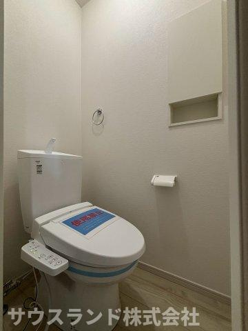 八王子市子安町2期のトイレ|各階トイレ付きで、家族の使用時間が重なっても慌てにくい設計！来客時にも使い分けしやすく便利です。
