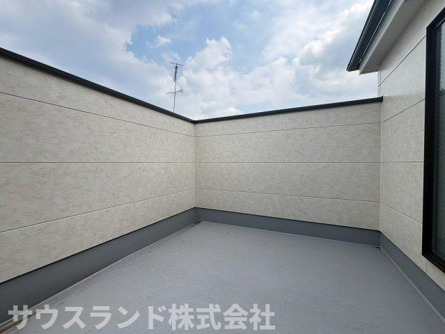 八王子市富士見町8期のバルコニー|開放的で心地よいバルコニー。景色を眺めながらゆったりとティータイムはいかがでしょうか。