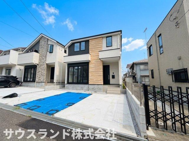八王子市富士見町8期の駐車場|カースペース3台分！（車種によります）ご夫婦でそれぞれのお車を停められます。独立したお子様が帰省する時や、急な来客時など、駐車スペースに余裕があると安心です。