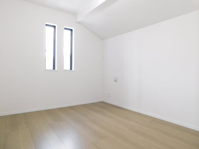 名古屋市港区福田２丁目の新築一戸建の洋室|◇洋室◇　　明るい洋室６．０帖　全居室収納完備！　