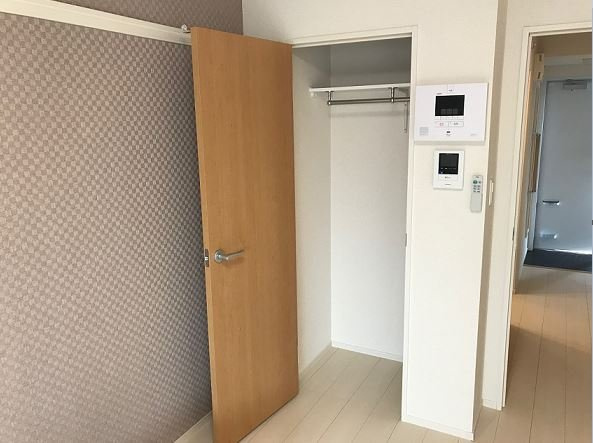 クレイノ寅新田の内装|ウォークインクローゼット有り