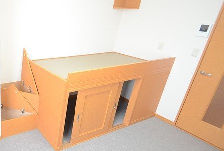 レオパレス竹乃井の寝室|備品や設備仕様は号室等により異なります現地をご確認下さい。