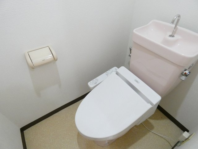 エンブレム梅本のトイレ|イメージ画像です。