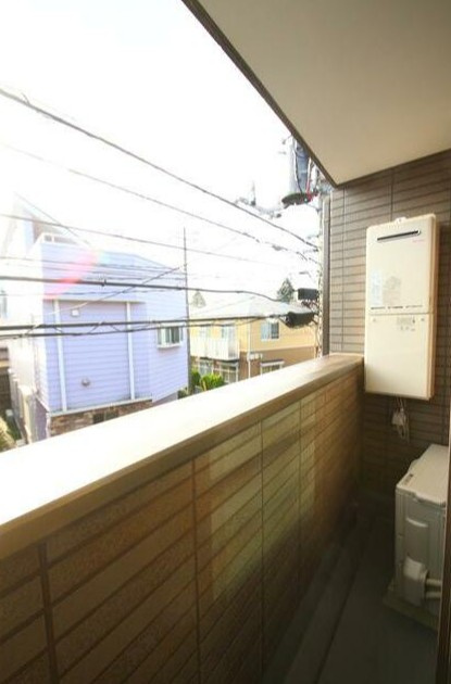 レスポワール東府中のバルコニー
