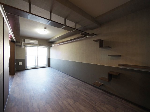 大阪市都島区高倉町１丁目の賃貸マンションの居間・リビング