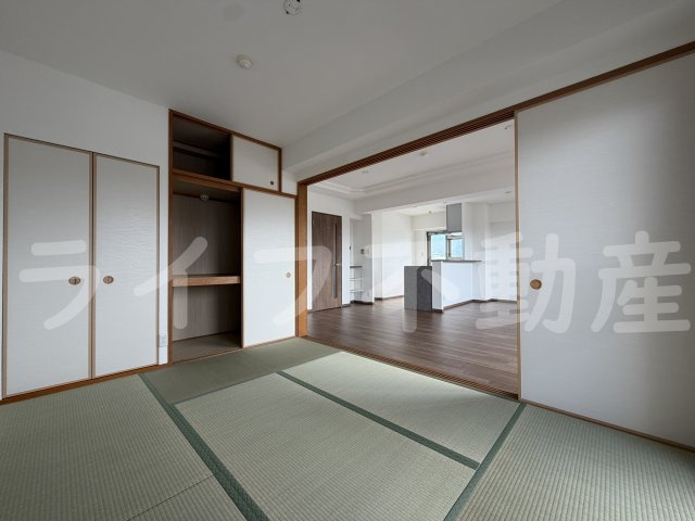 エスリード東花園の和室