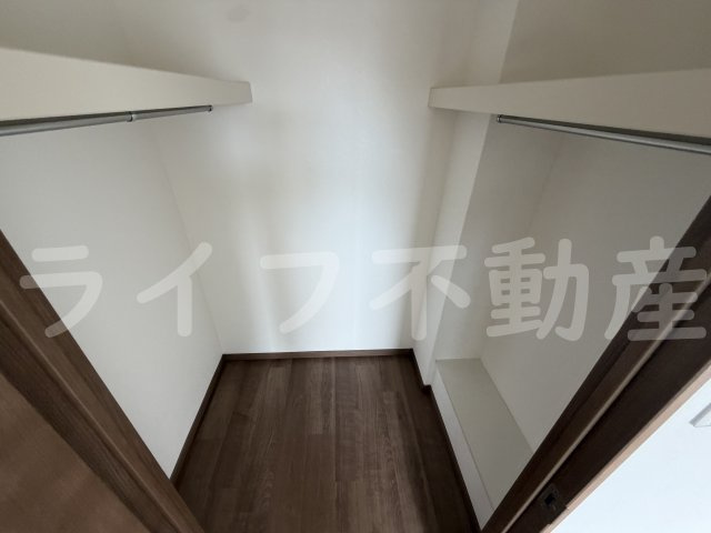 エスリード東花園の収納