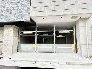 S-RESIDENCE野並駅前broad(ブロード)　フリーレント・家具家電キャンペーン実施中!の駐車場