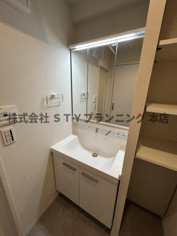 仲介手数料０円！GranVia浄心の独立洗面台