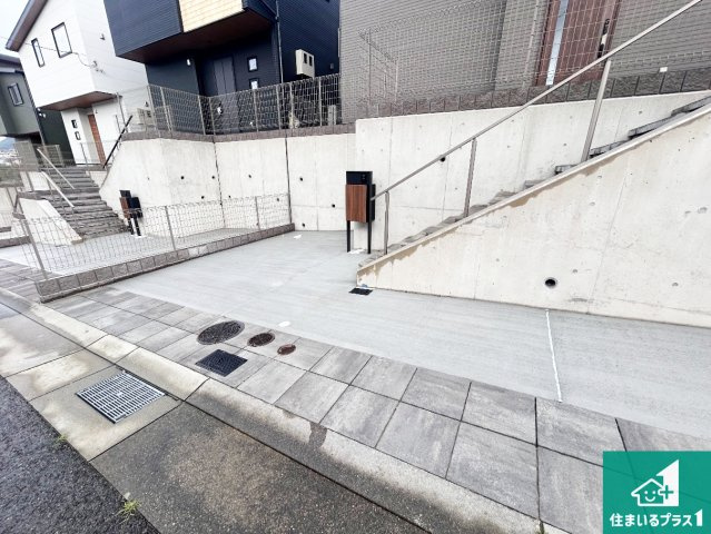 神戸市北区山の街　新築一戸建ての駐車場|駐車スペース！散水栓があるので、こまめに愛車を洗えます！
