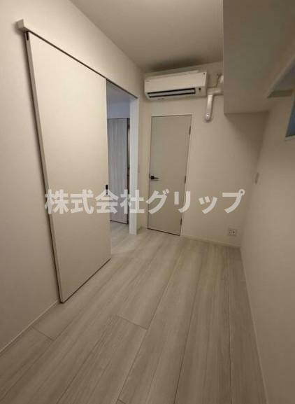 横浜市中区長者町４丁目の賃貸マンションの洋室