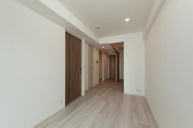 【居間・リビング】 | ※写真は同タイプ住戸です。