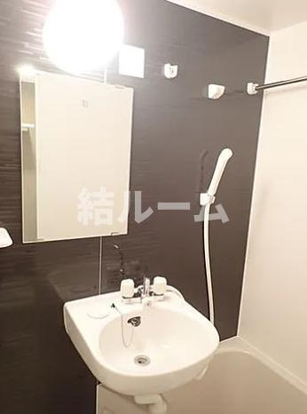 練馬区豊玉中１丁目のアパートの洗面所