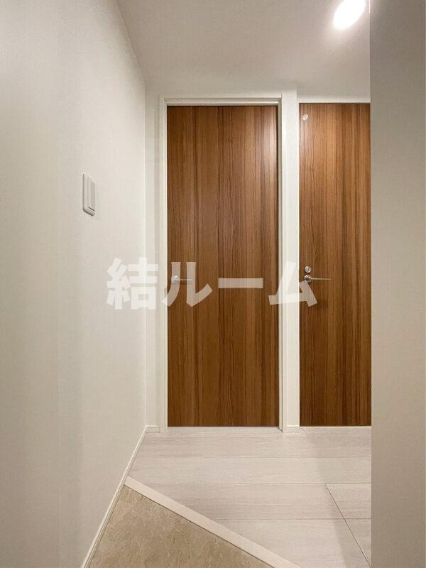 練馬区豊玉中１丁目のアパートの玄関