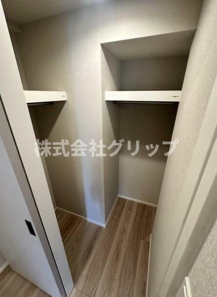 横浜市中区長者町４丁目の賃貸マンションの収納