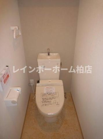 特典：仲介手数料が無料です!!のトイレ|温水洗浄便座です