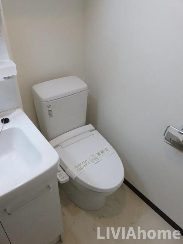 世田谷区上馬２丁目のアパートのトイレ|同シリーズの参考写真です。実際の設備・内装は現況を優先とさせていただきます。