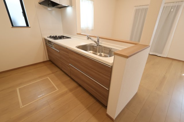 《仲介手数料無料》岩槻区南平野２丁目11-1新築一戸建てハートフルタウンのキッチン