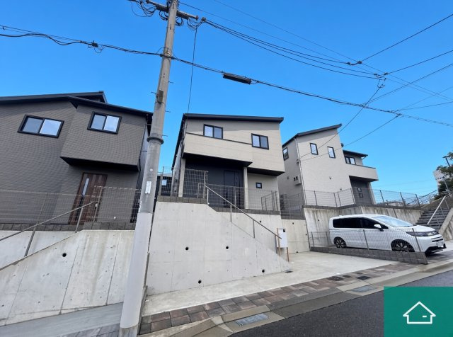 ■神戸市北区山の街　新築一戸建ての外観|安心の10年保証！外観を美しく保ち、雨水で汚れを落とします！気になることがありましたら、お気軽にお問い合わせください！
