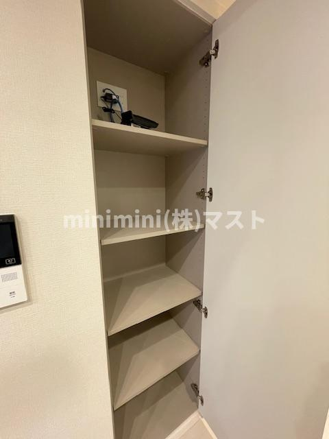 K-COURT谷町四丁目の収納
