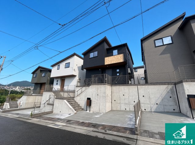 ■神戸市北区山の街　新築一戸建ての外観|安心の10年保証！外観を美しく保ち、雨水で汚れを落とします！気になることがありましたら、お気軽にお問い合わせください！