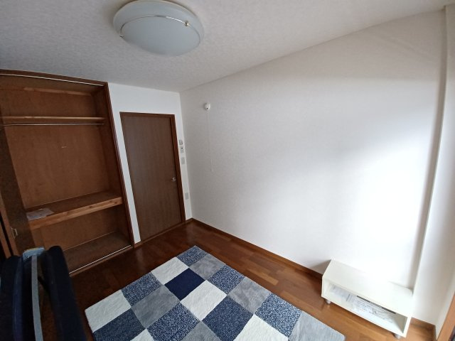 サニーヒル美原町のその他|ゆったりとした居間です