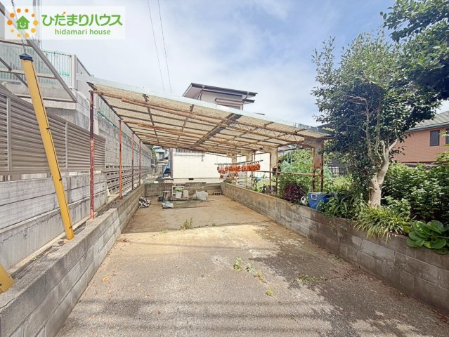 日立市西成沢町2丁目　中古戸建の駐車場|駐車場縦列2台止められます(^^♪